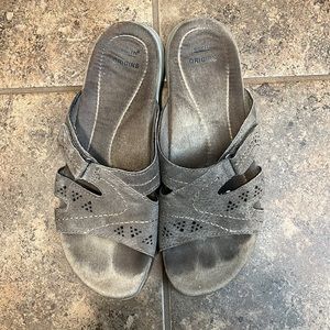 Earth Origins Women’s Shantel Sandal